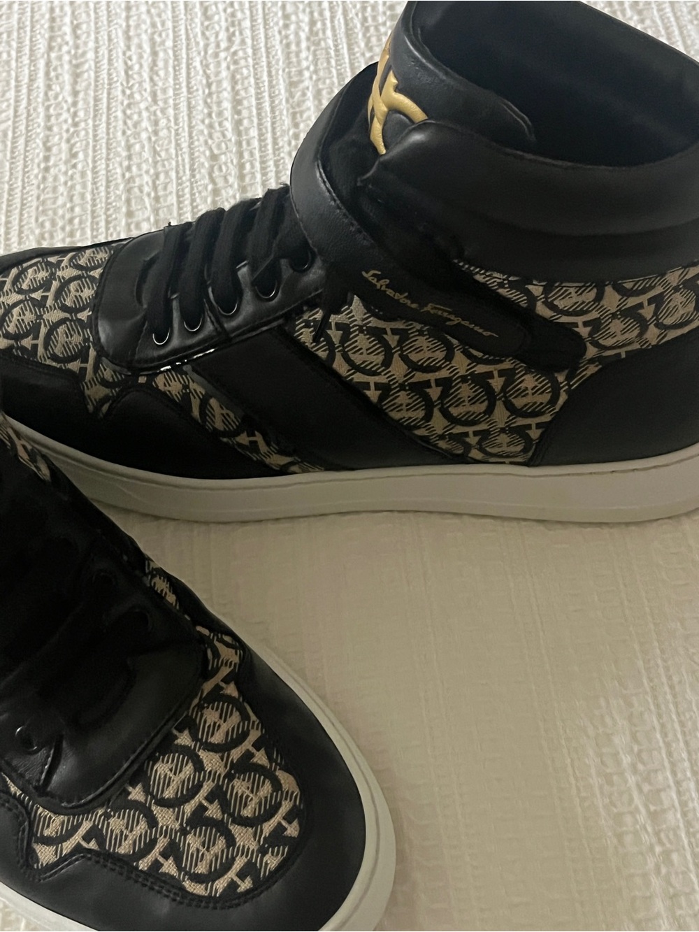 Salvatore Ferragamo Size 12M Black & Beige Men’s Monogram Sneakers